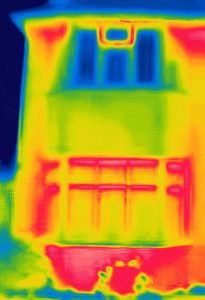 Thermal image of a house